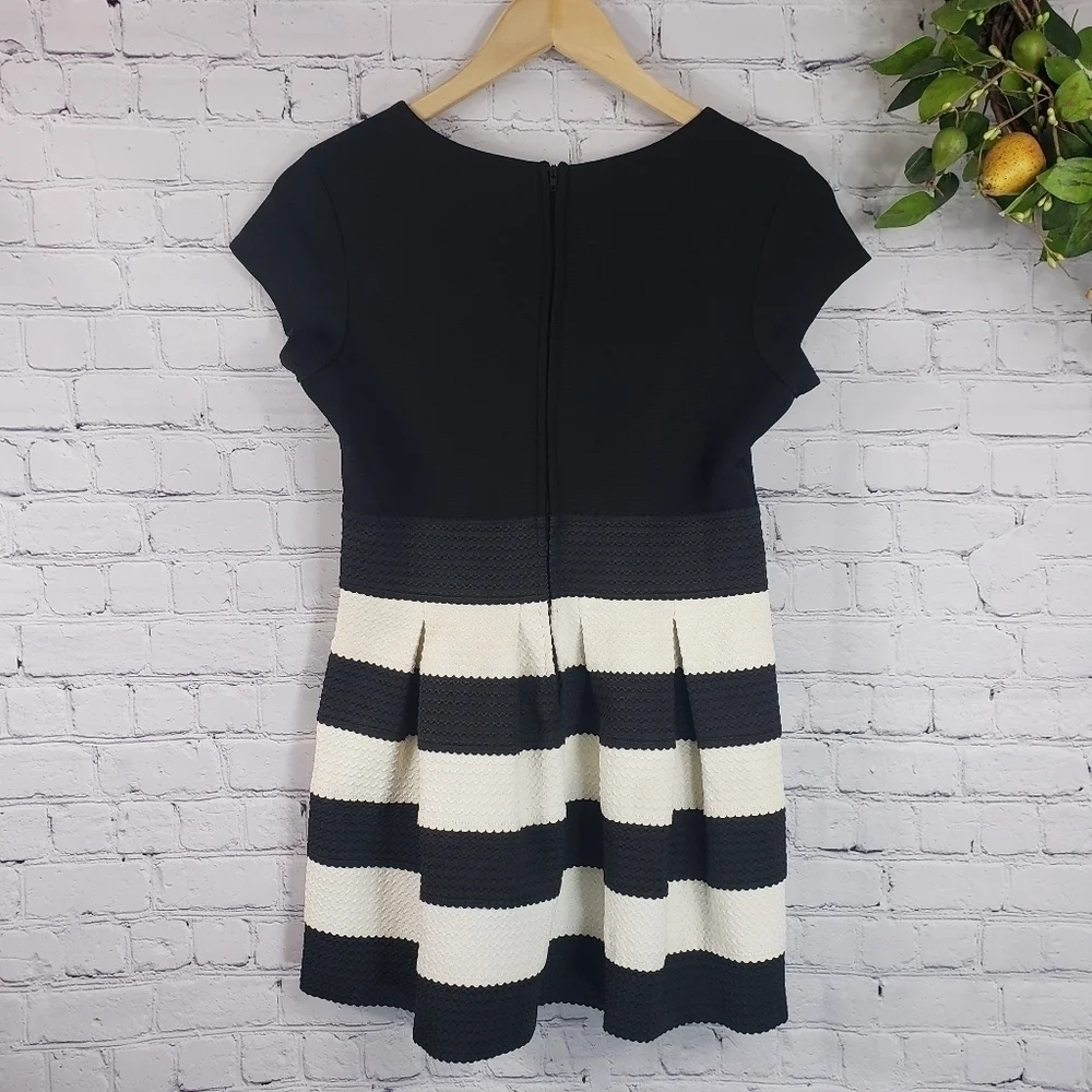 FOUR THREADS Casual/Formal Dress Size 16